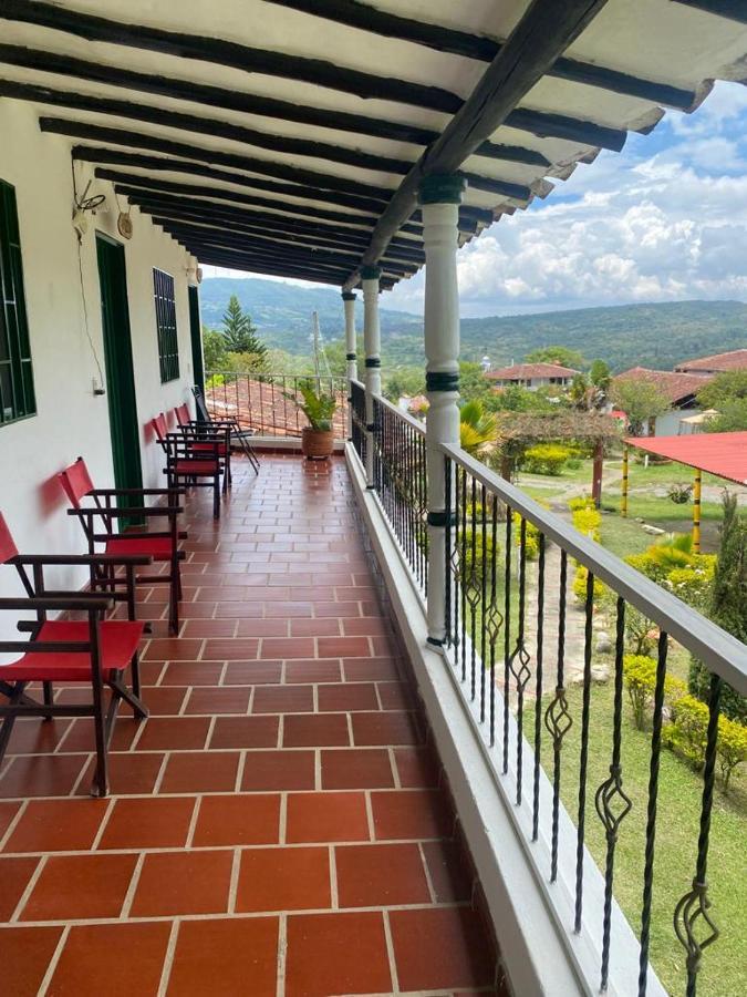 Hotel Campestre La Loma Curití Extérieur photo