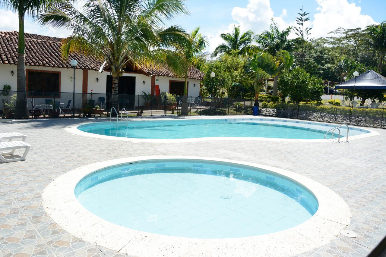 Hotel Campestre La Loma Curití Extérieur photo