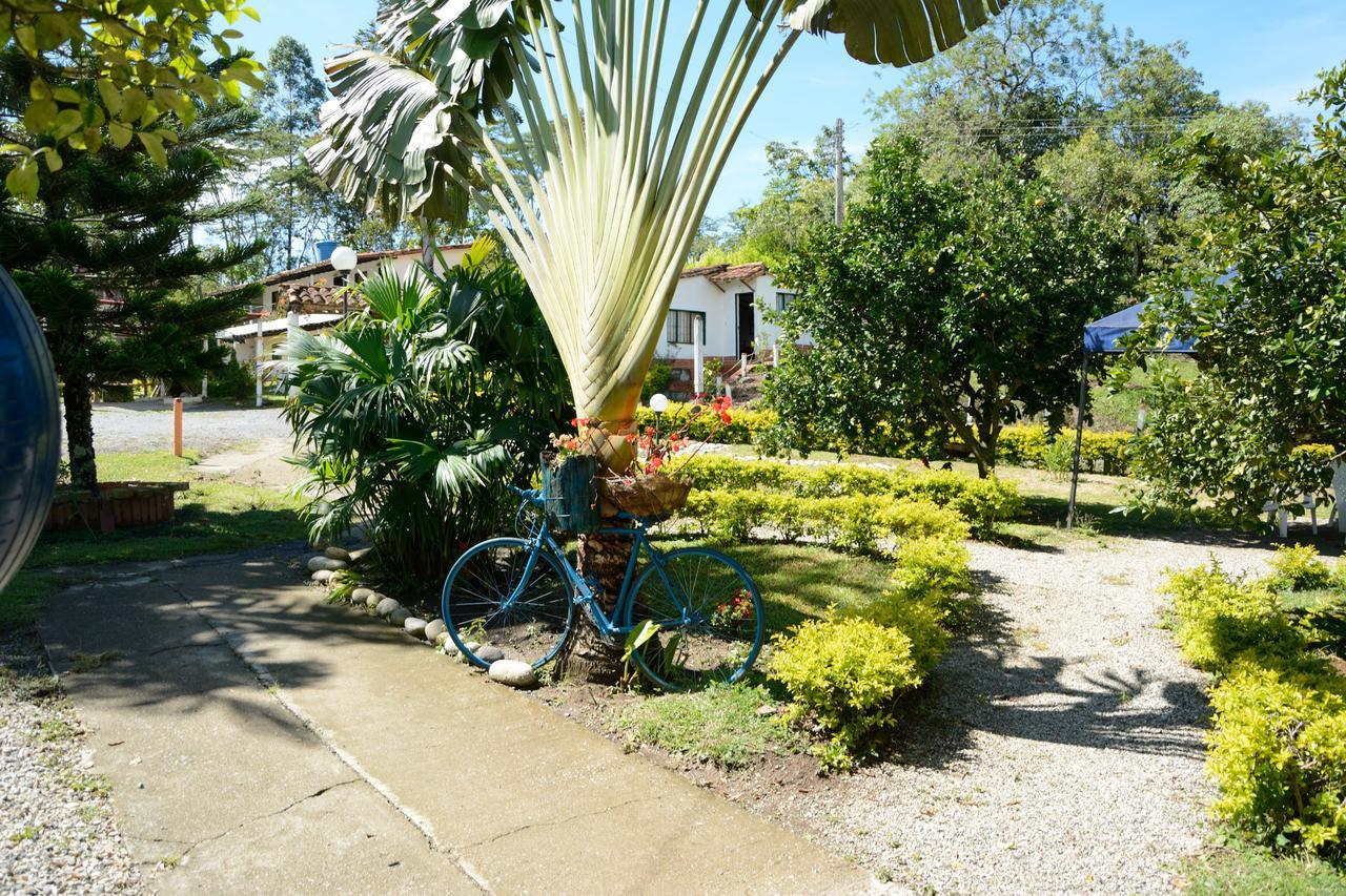 Hotel Campestre La Loma Curití Extérieur photo