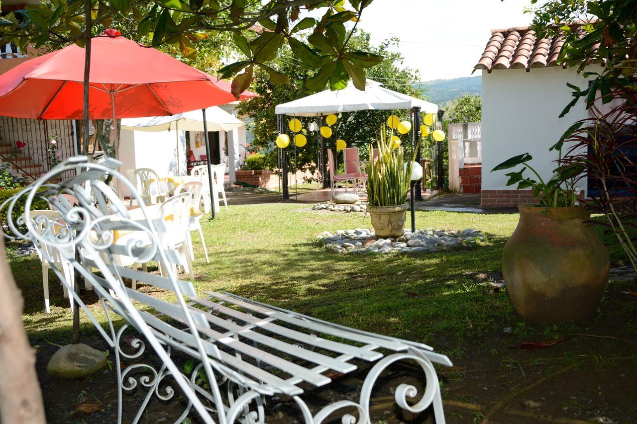 Hotel Campestre La Loma Curití Extérieur photo